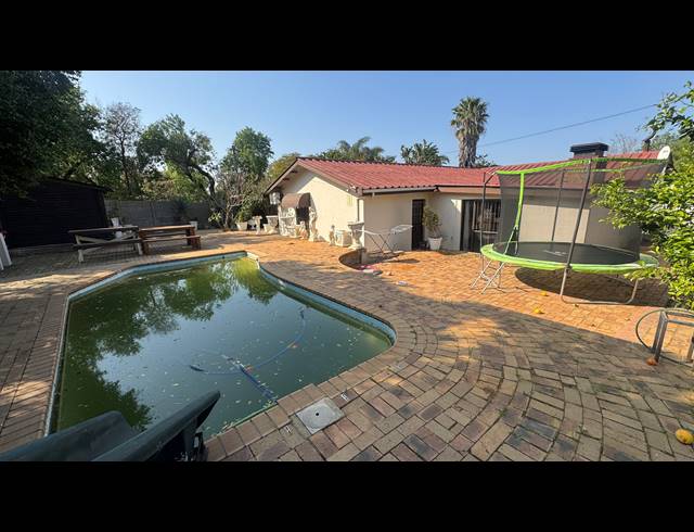 4 BEDROOM HOUSE FOR SALE IN MALMESBURY RURAL